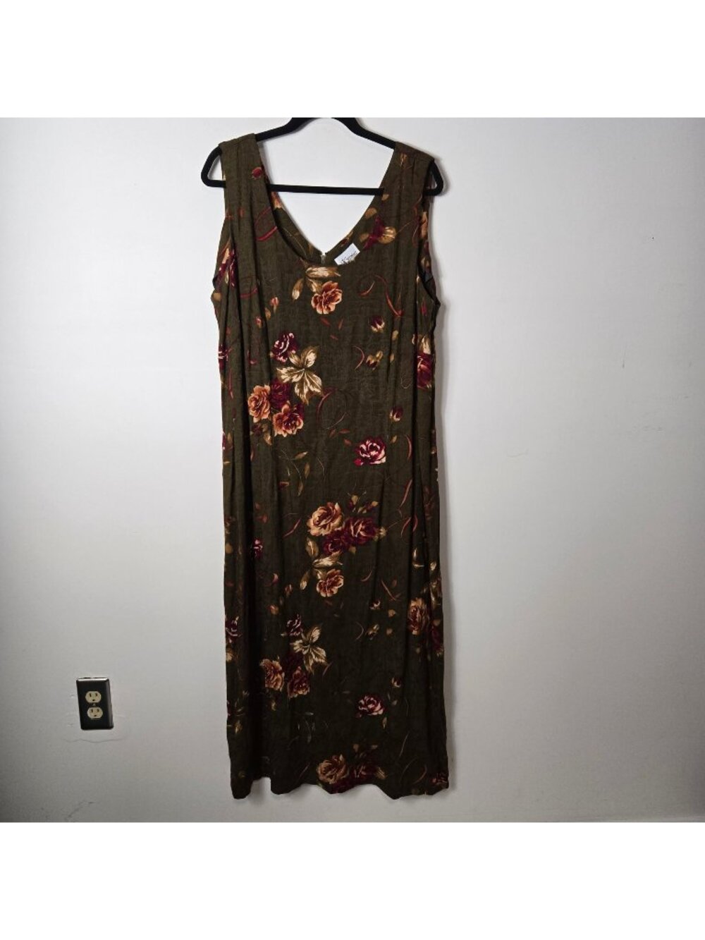 K Woman Size 20W Floral Olive Green Sleeveless Maxi Dress